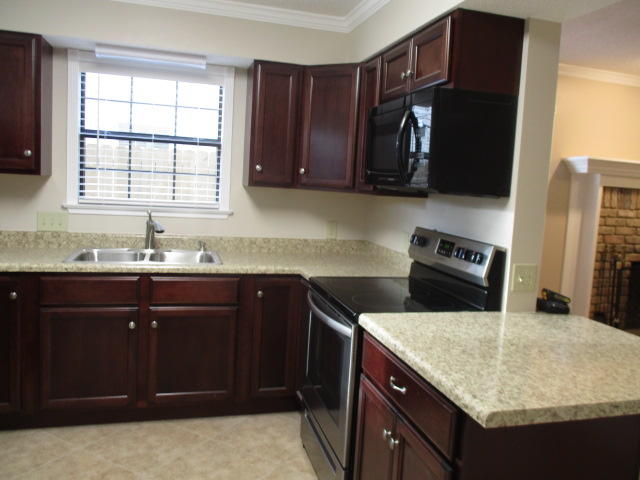 CANDLEWOOD VILLAGE - Residential Lease