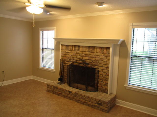 CANDLEWOOD VILLAGE - Residential Lease