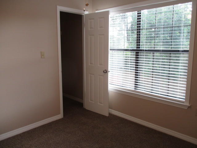 CANDLEWOOD VILLAGE - Residential Lease