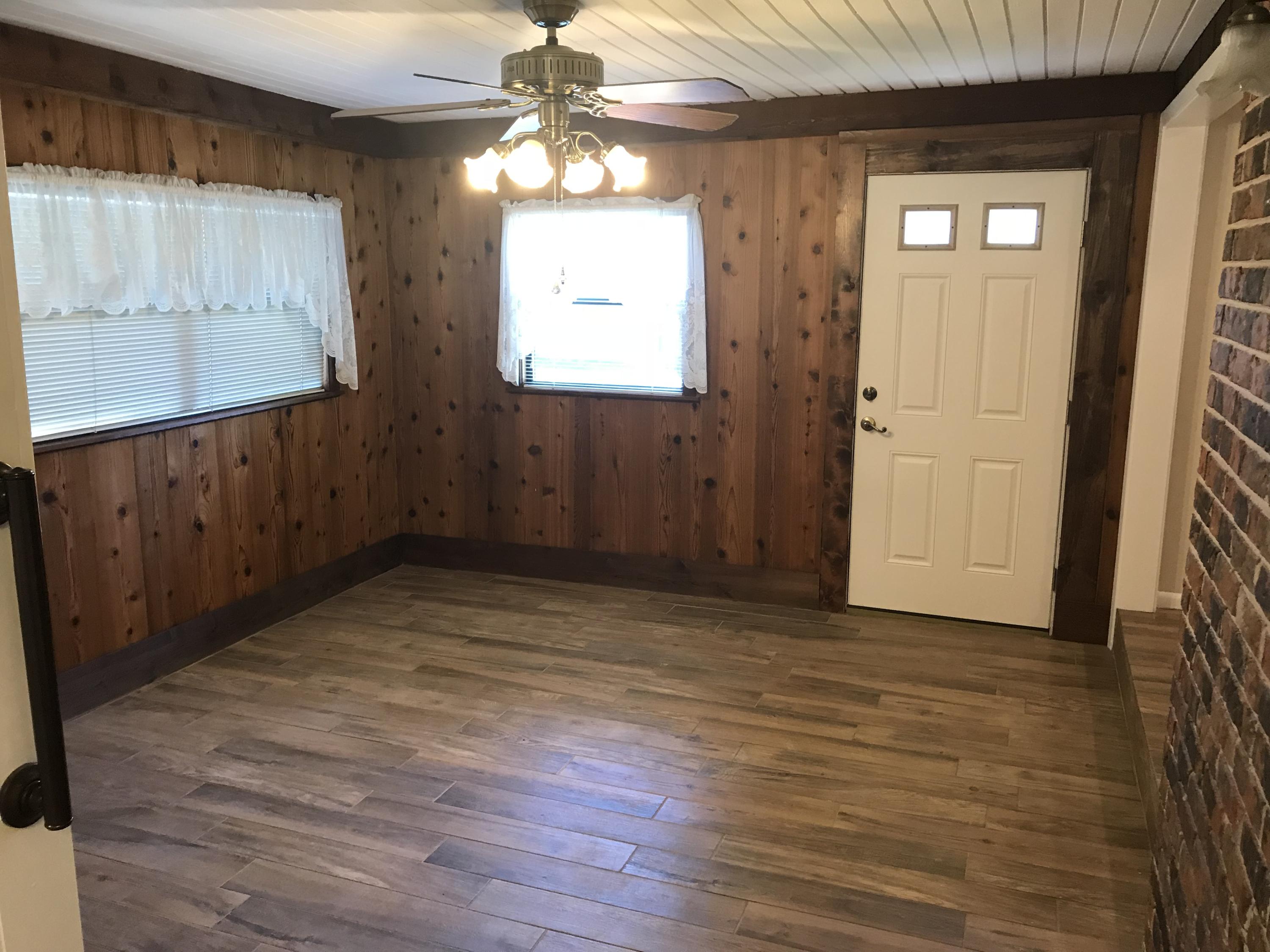 PINEDALE - Residential Lease