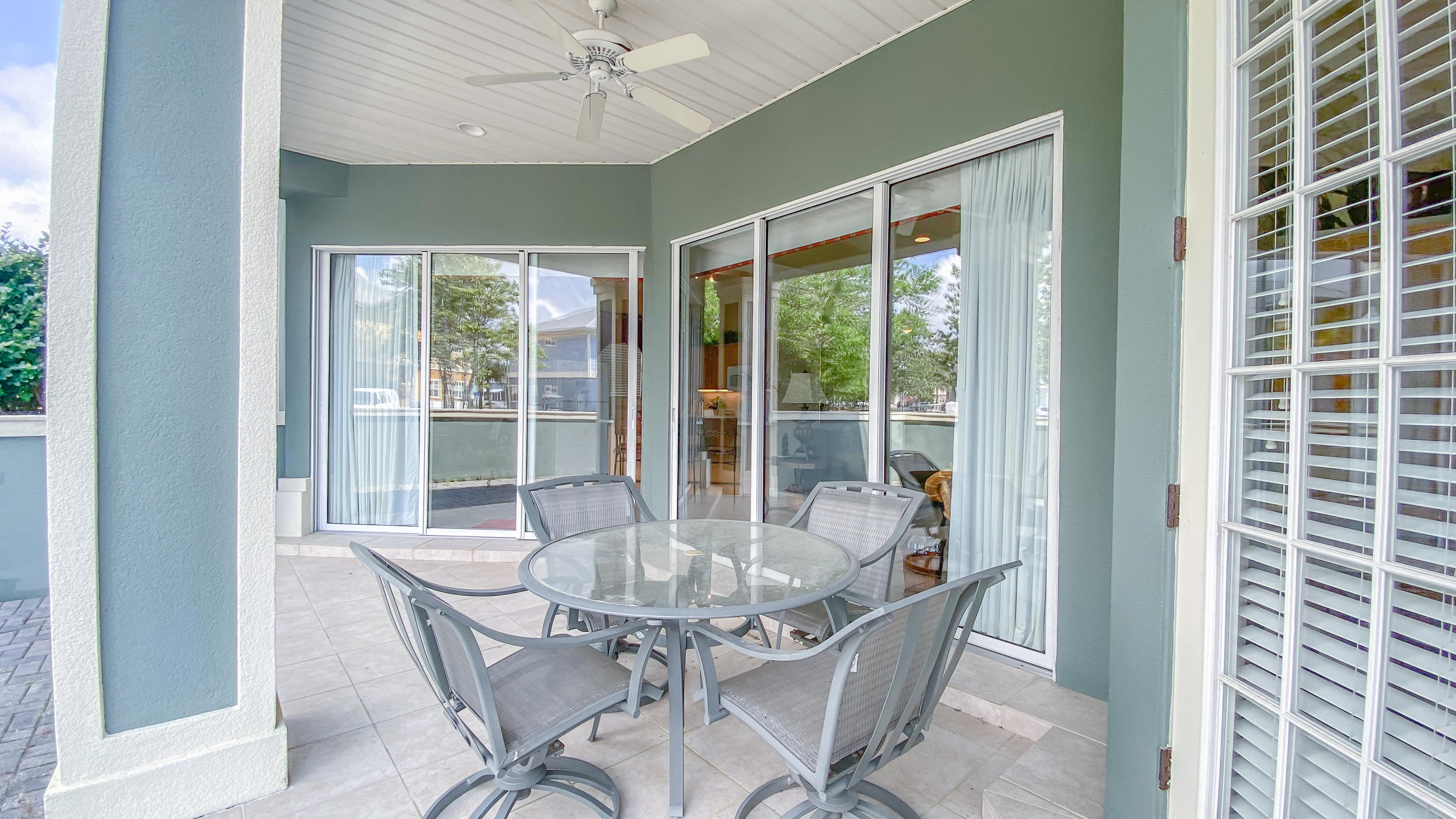CRYSTAL COVE - Residential