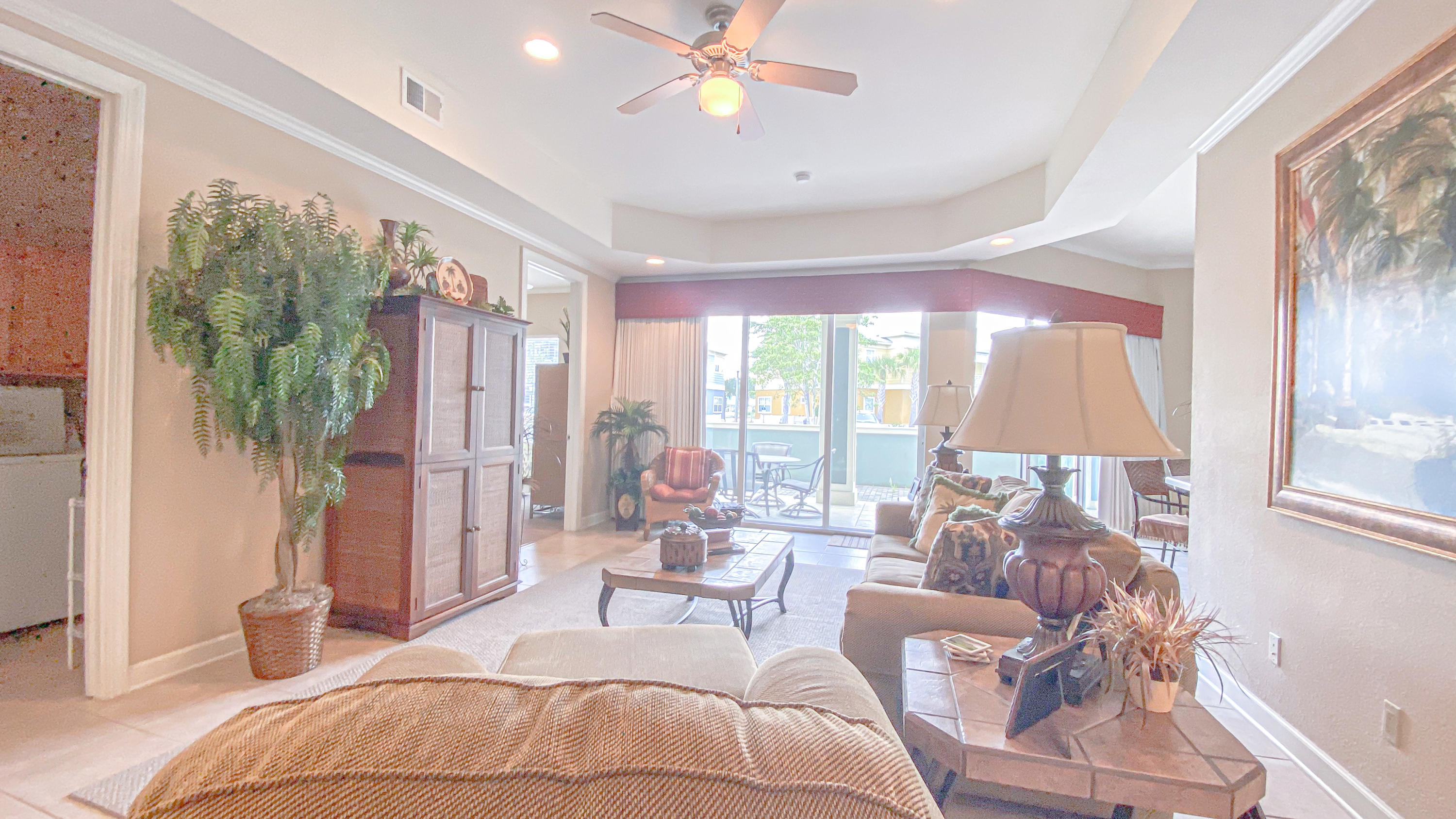 CRYSTAL COVE - Residential