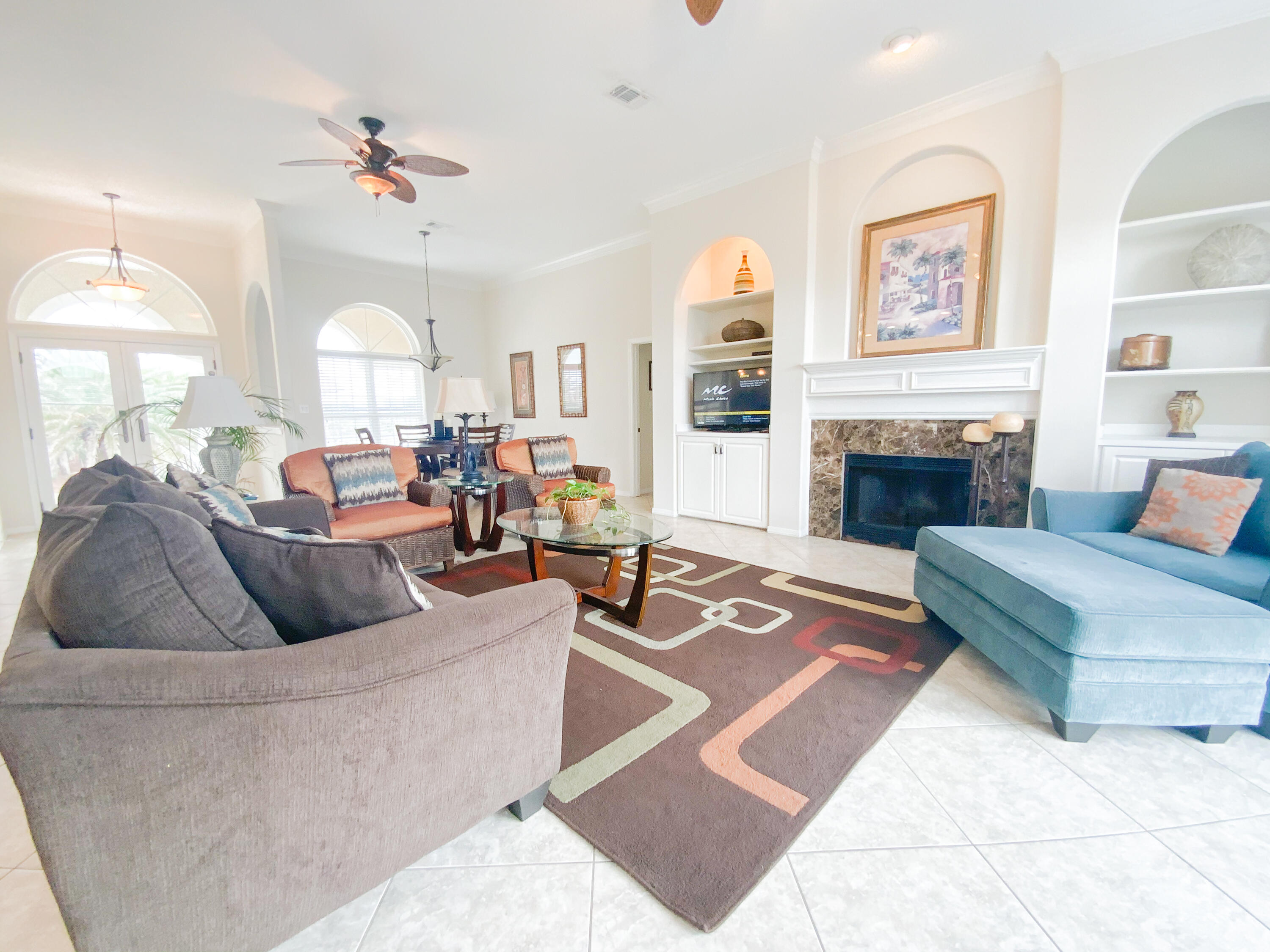 HOLIDAY ISLE - Residential Lease
