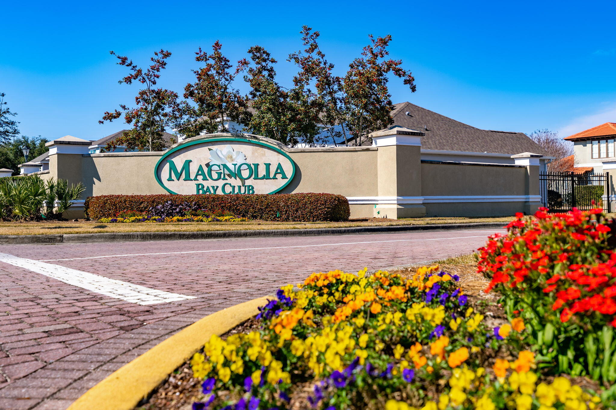 MAGNOLIA BAY - Residential