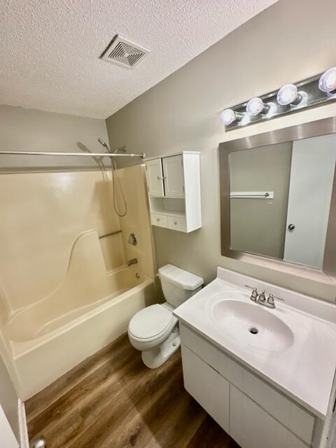 BROWNSVILLE STATION 3 - Residential Lease