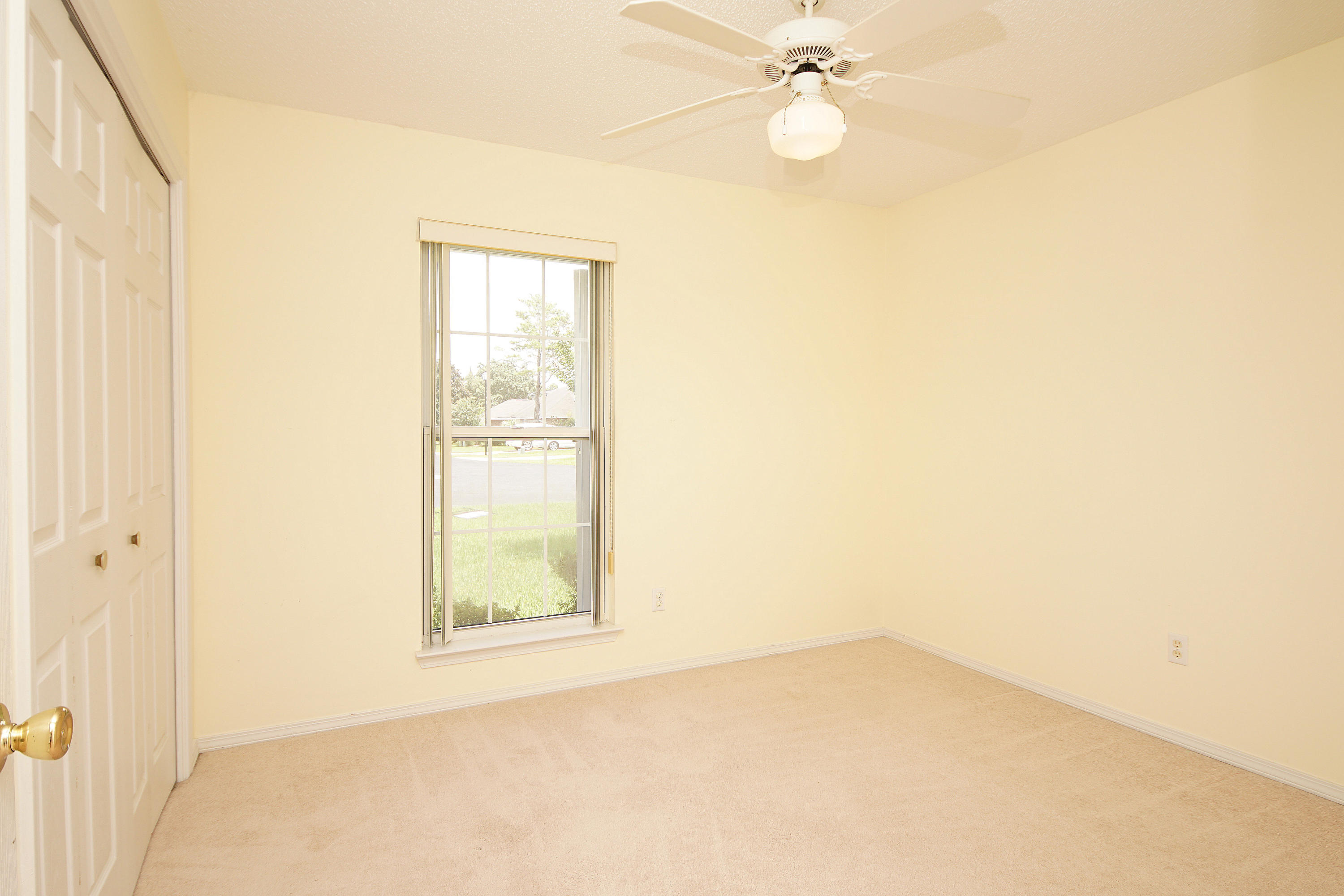 PARKWOOD SQUARE PH 2 - Residential