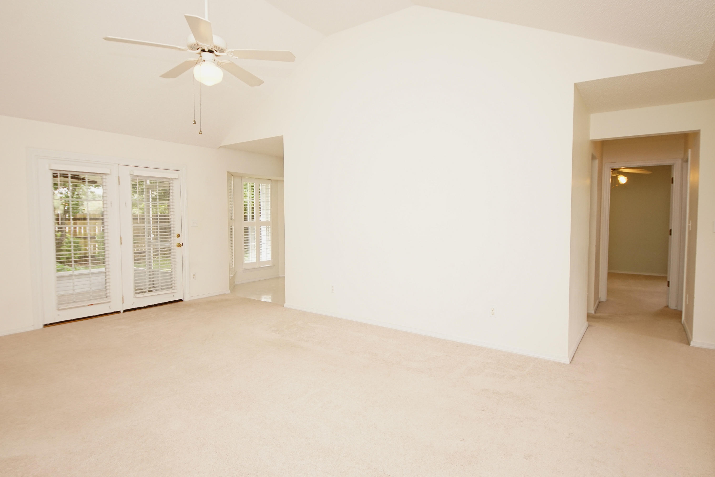 PARKWOOD SQUARE PH 2 - Residential