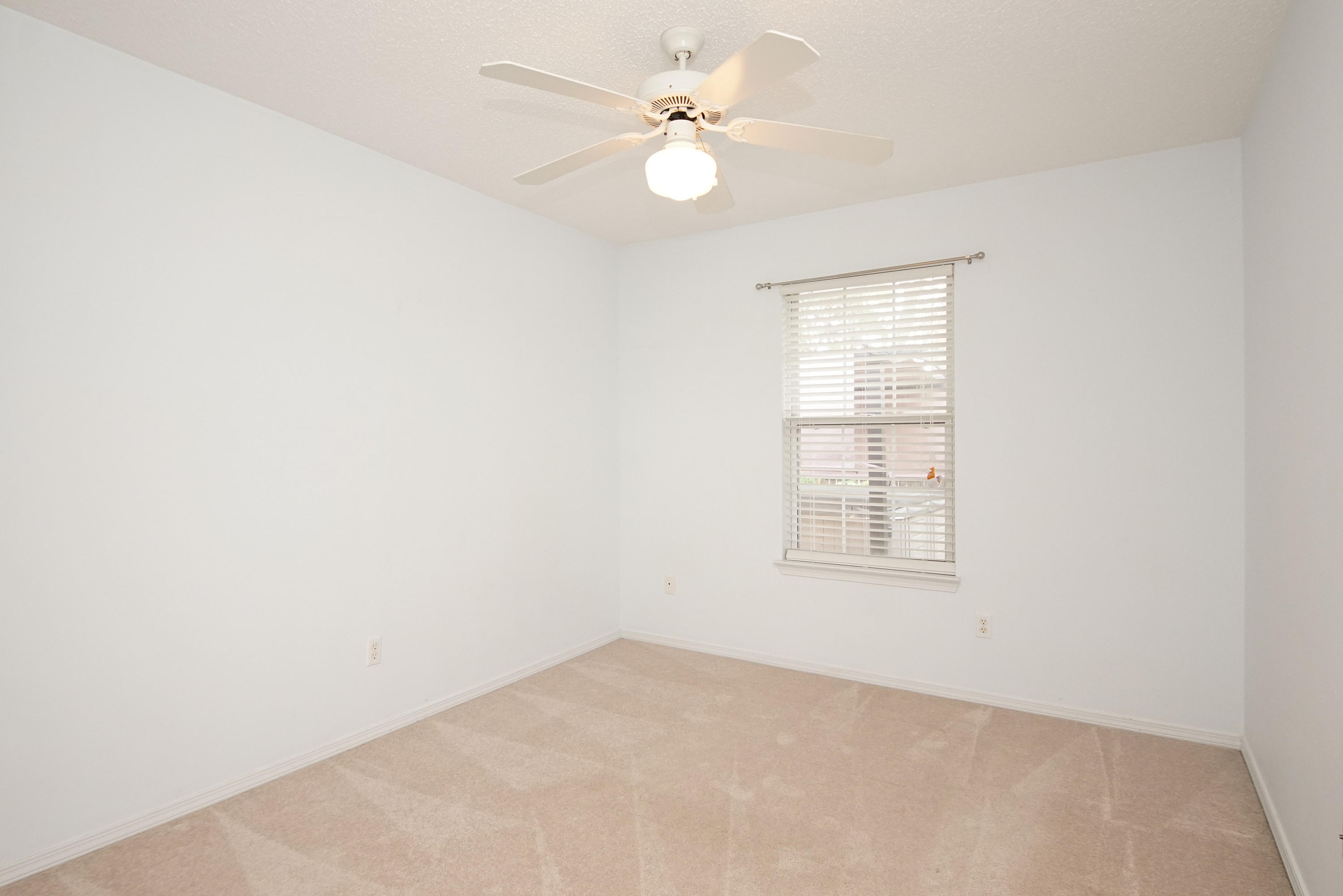PARKWOOD SQUARE PH 2 - Residential