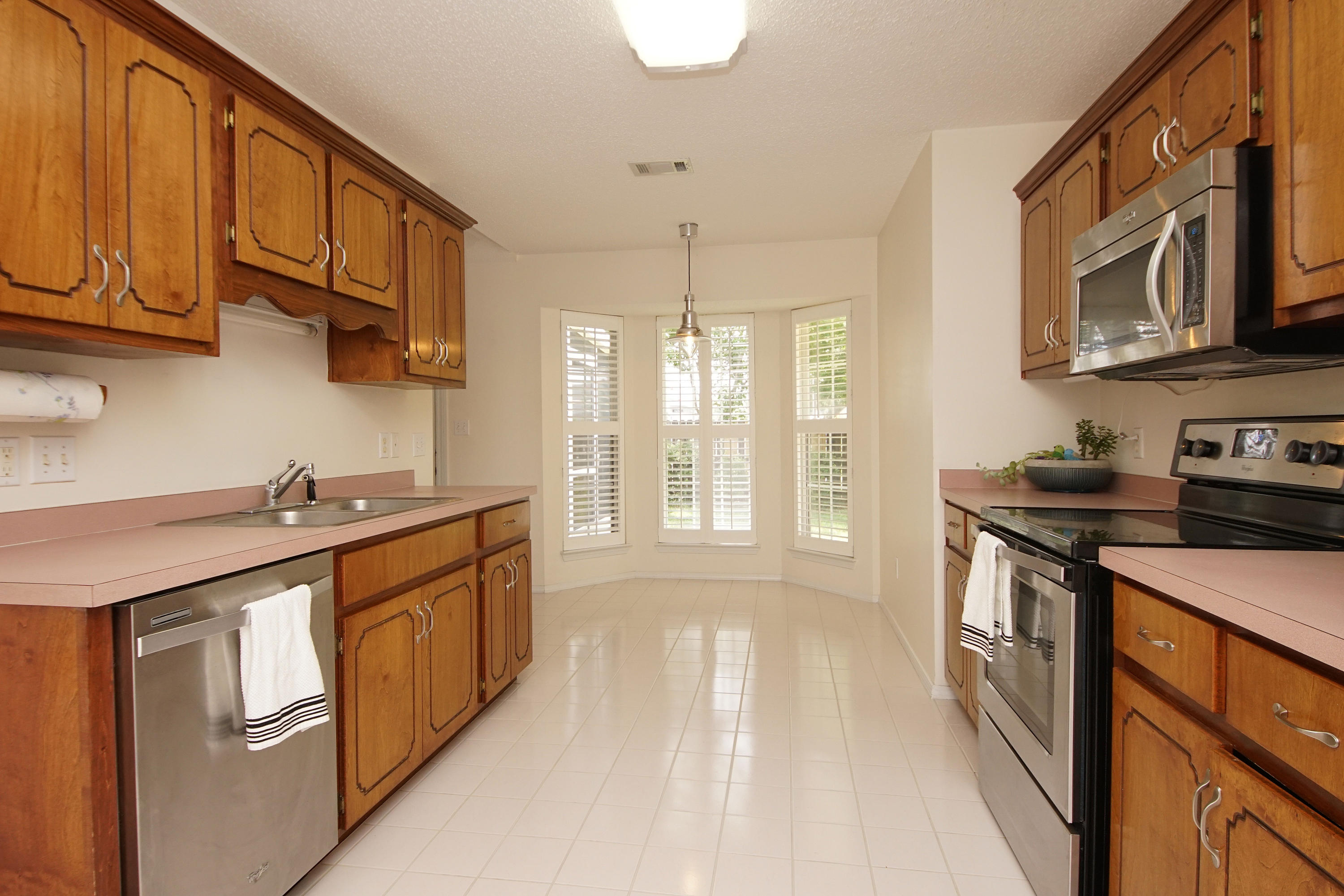 PARKWOOD SQUARE PH 2 - Residential