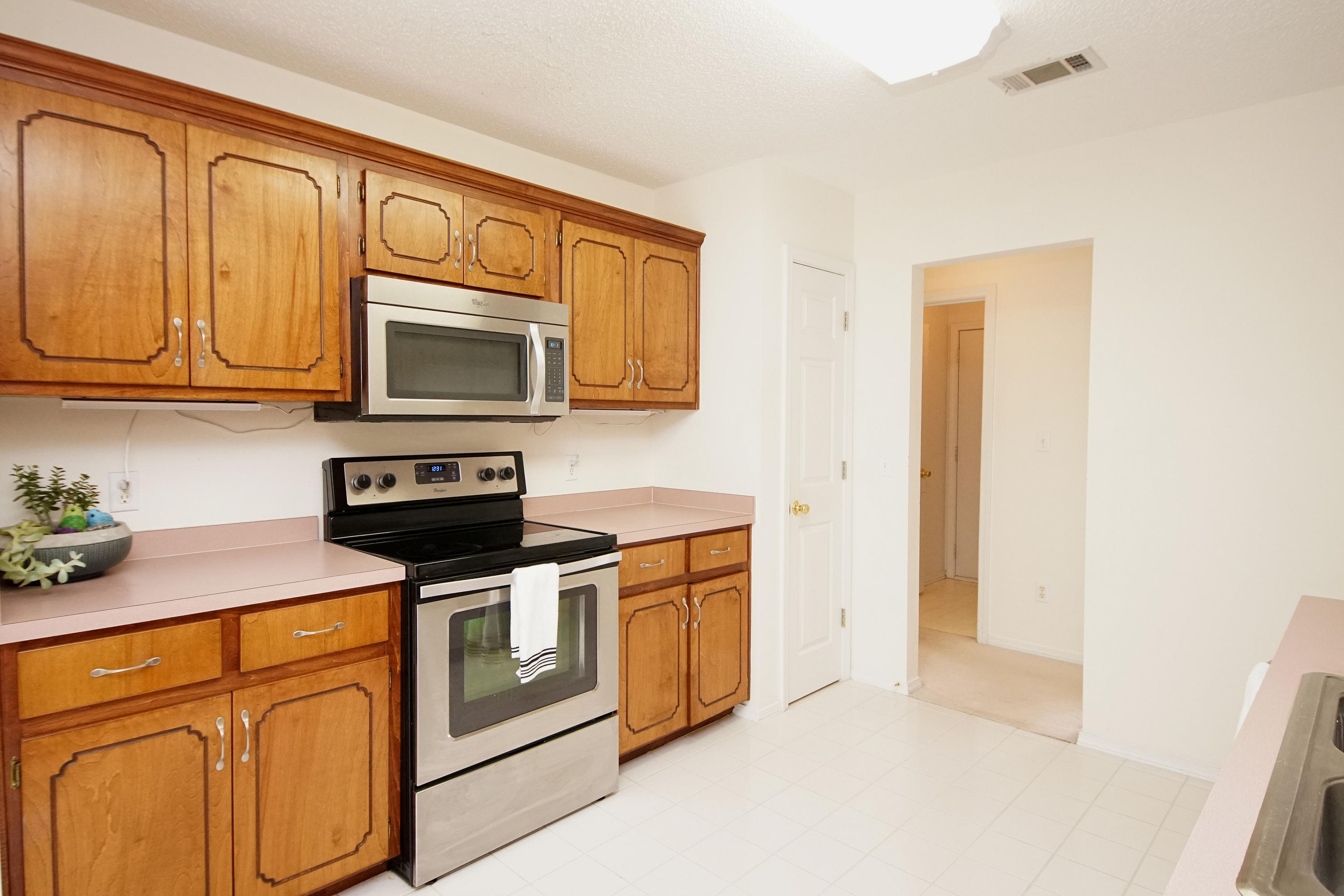 PARKWOOD SQUARE PH 2 - Residential
