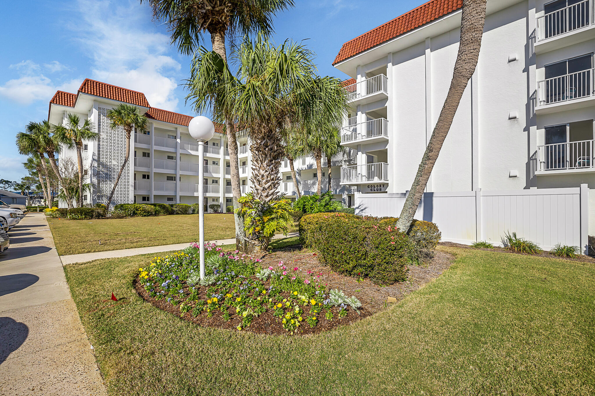 LEISURE 1 CONDO - Residential