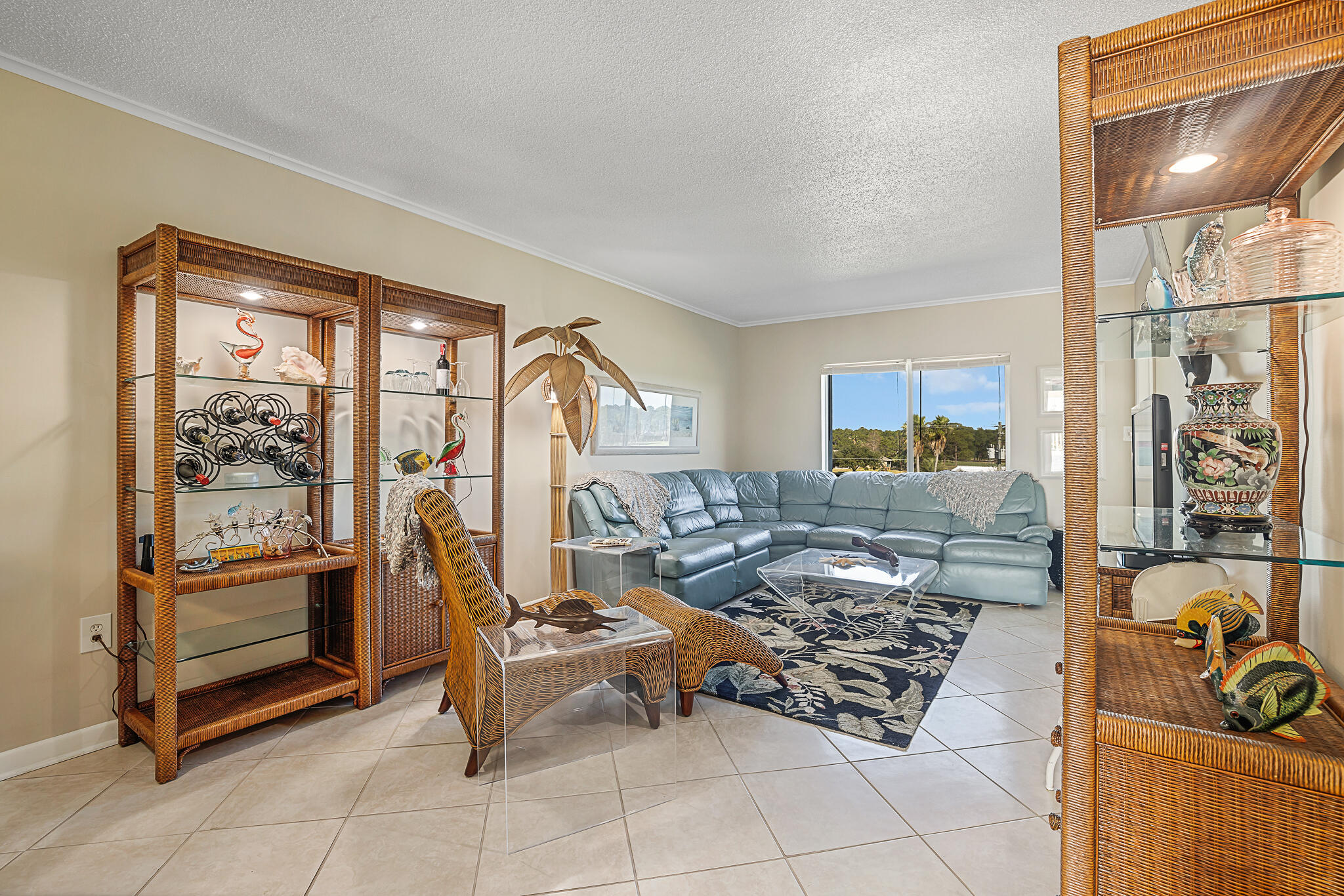 LEISURE 1 CONDO - Residential