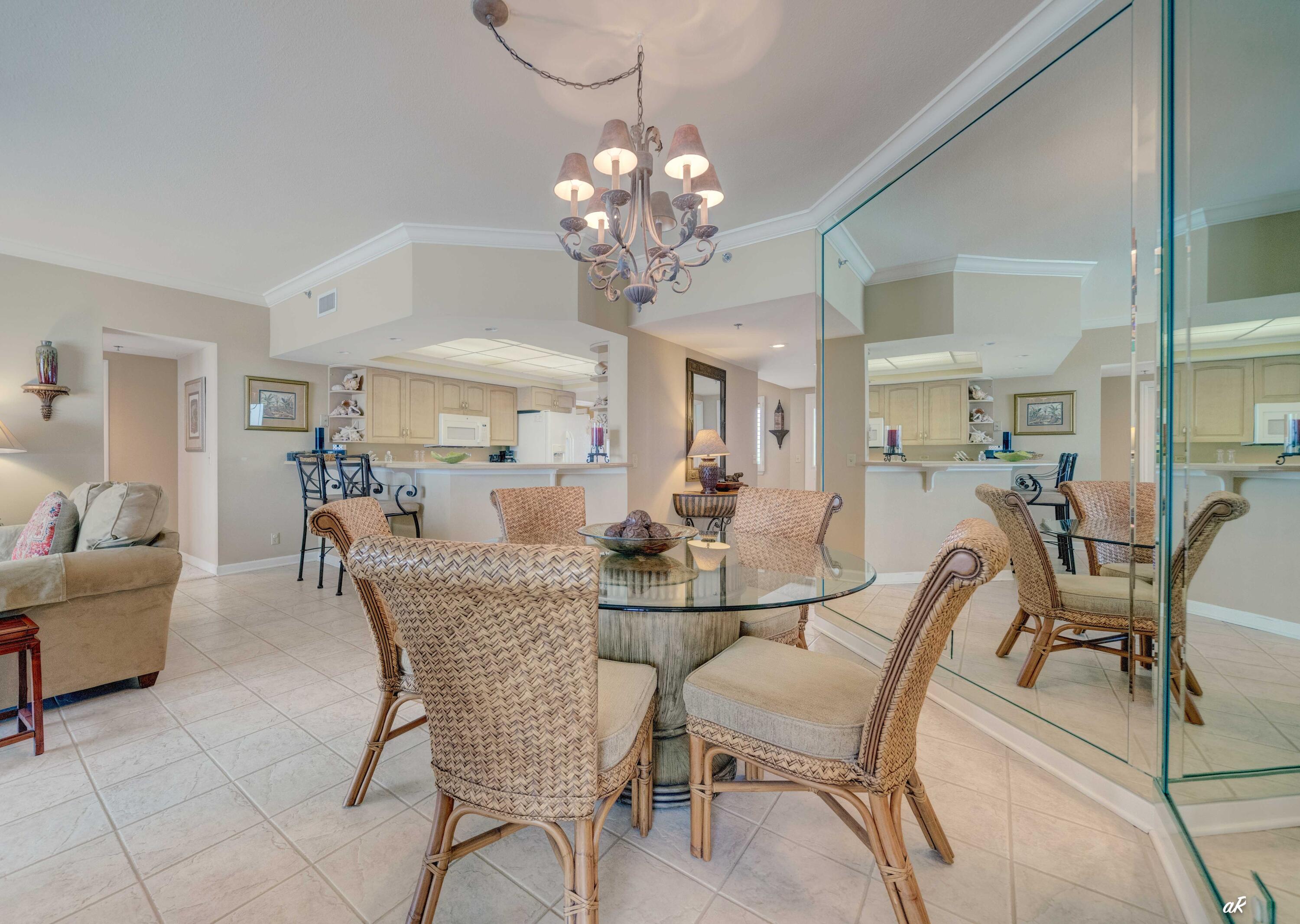 SUMMERWIND CONDOS - Residential