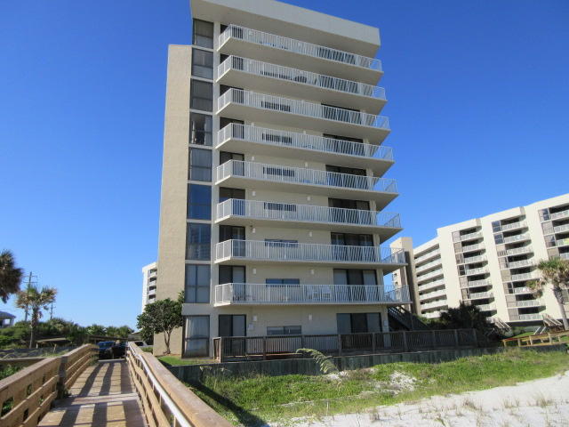 WOW.....Look at these panoramic views from this 2 bedroom, 2 bath REO with a murphy bed bonus room in Mainsail Condo! The unit has tile floors, views of the beach and gulf from every room, located directly gulf front, lots of storage space, wrap around balconies and views of the pool! The location can't be beat, close to the beach, restaurants, shopping and all sorts of resort entertainment!