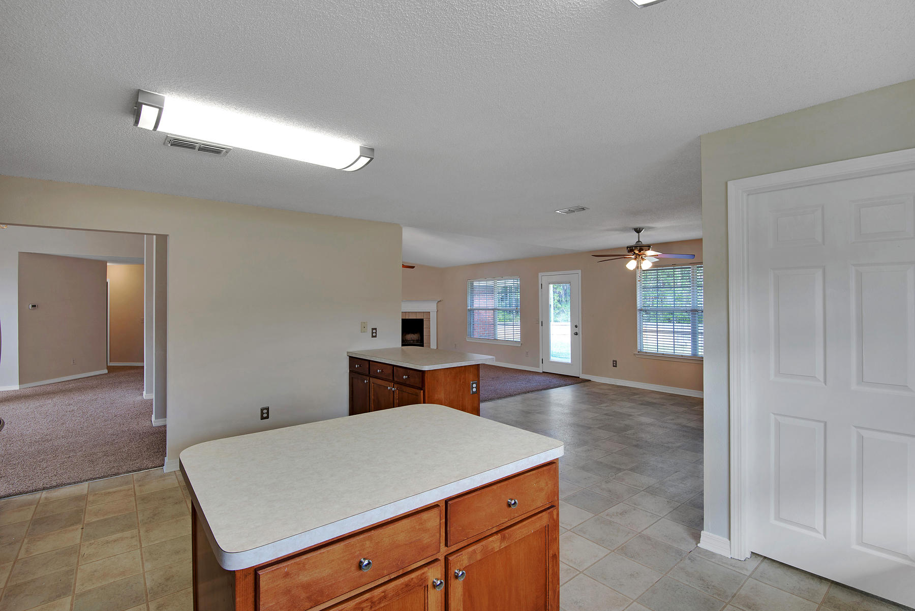 HOLLEY BY THE SEA - Residential