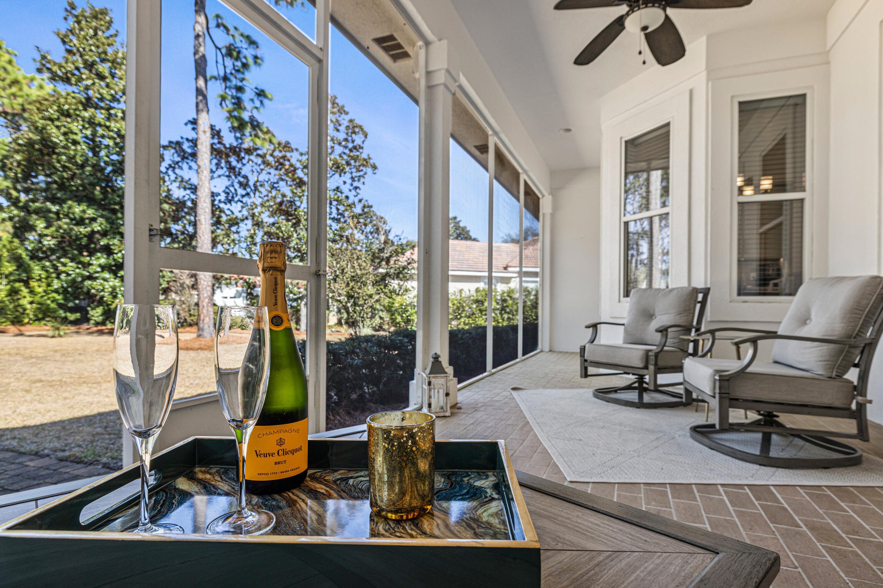 BAYTOWNE AVE EAST - Residential