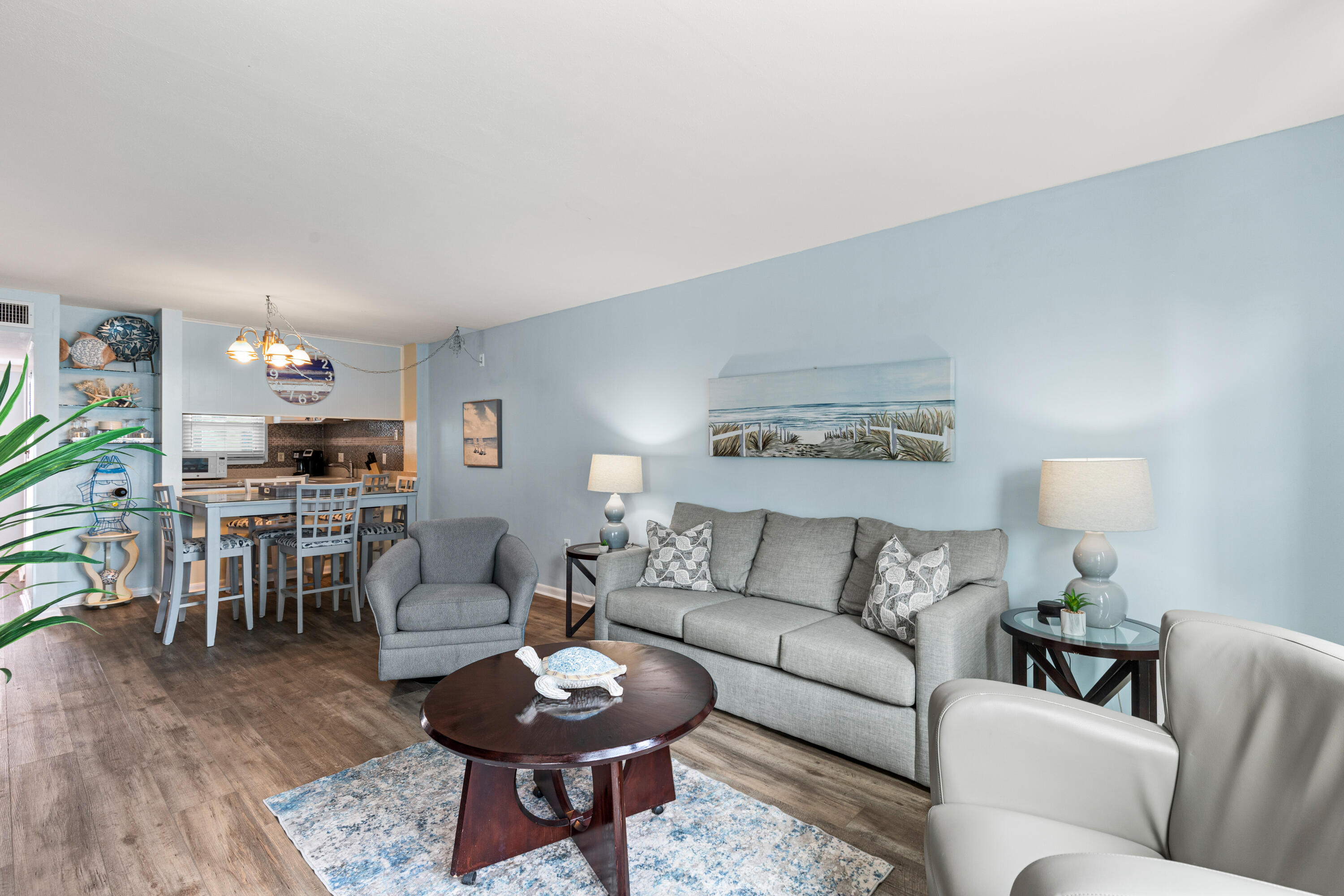 EMERALD ISLE - Residential