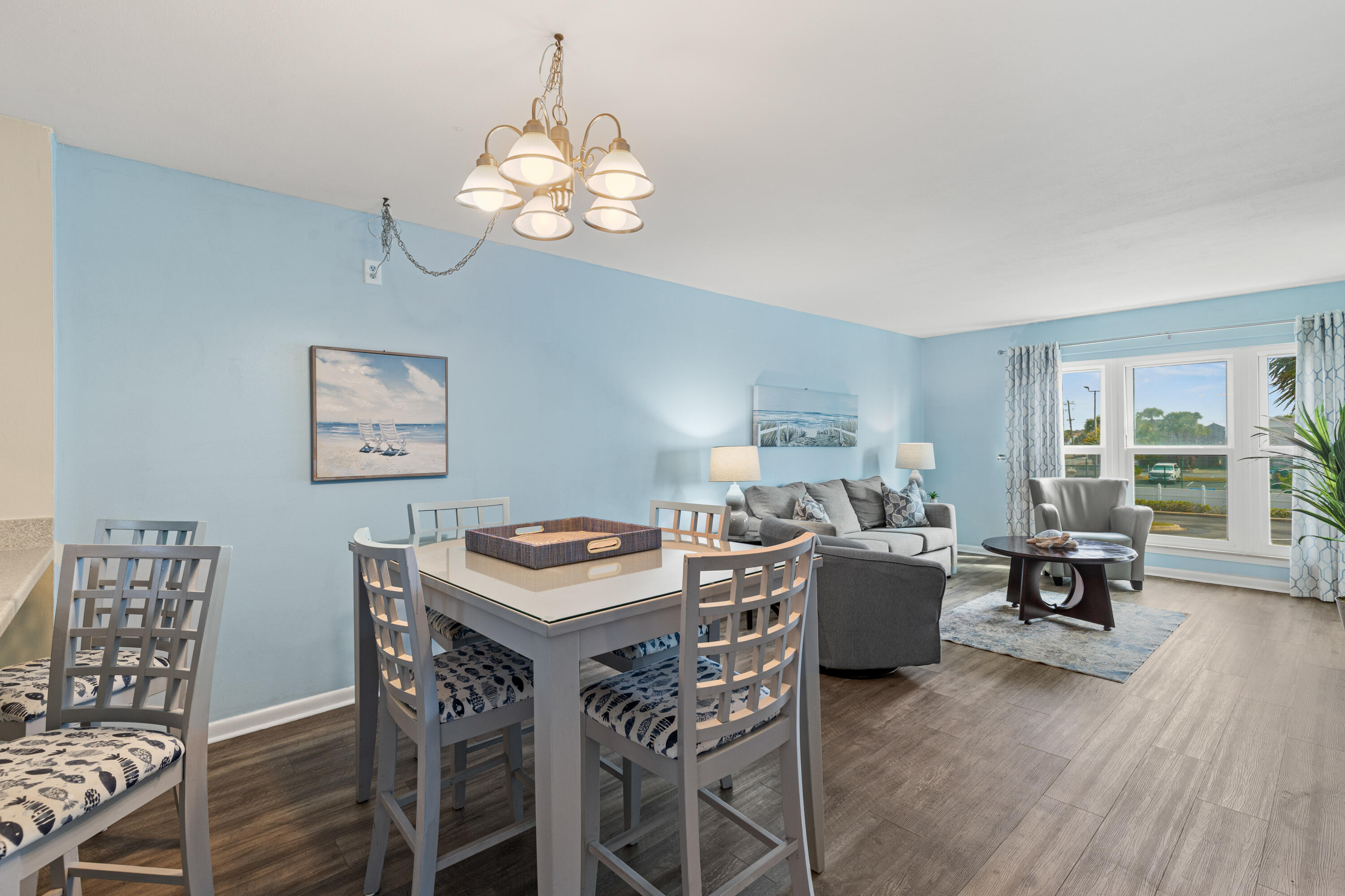 EMERALD ISLE - Residential
