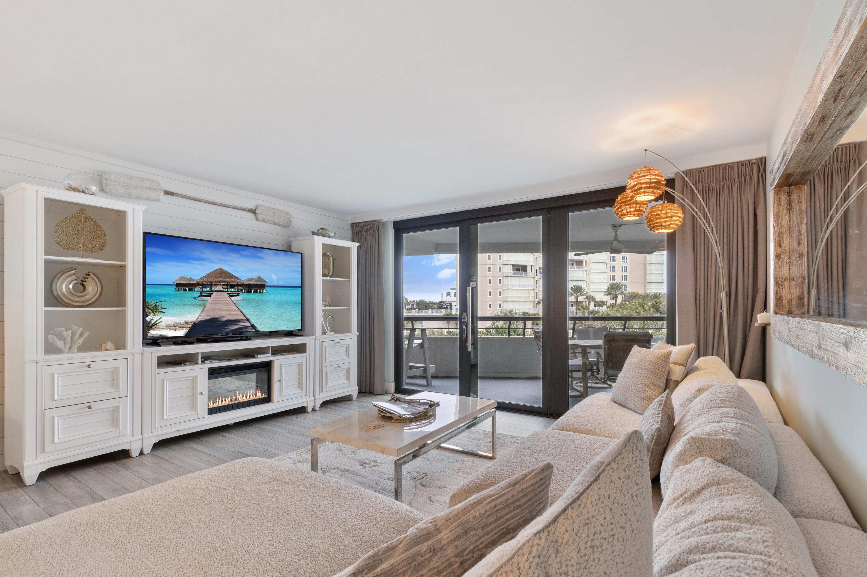 EDGEWATER - Residential