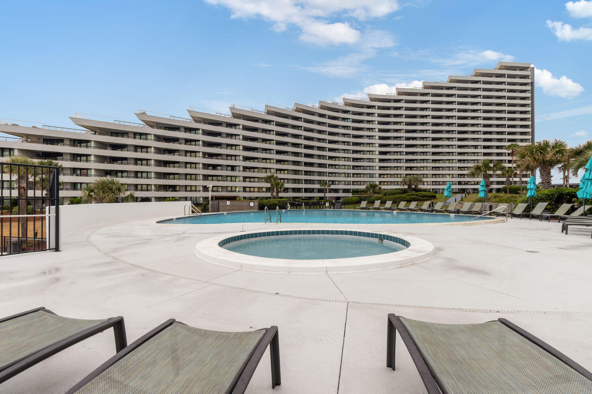 EDGEWATER - Residential