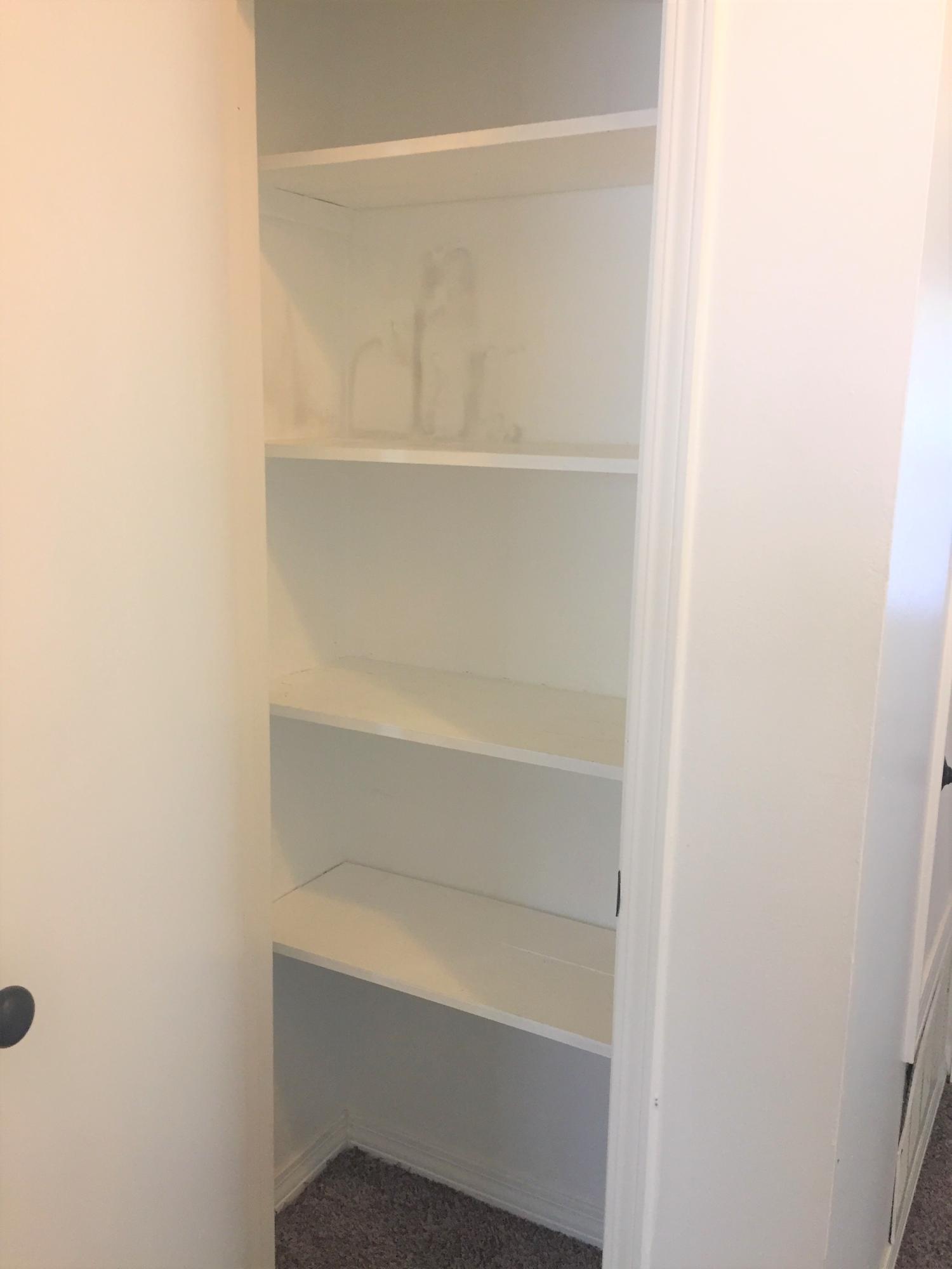 COUNTRYVIEW ESTATES 1ST ADDN - Residential Lease