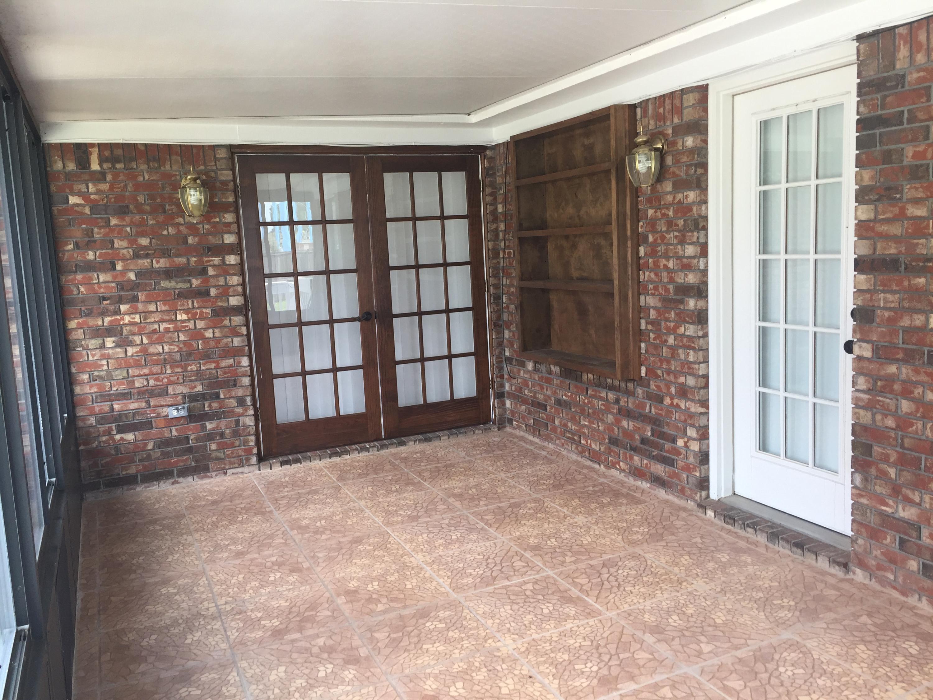 COUNTRYVIEW ESTATES 1ST ADDN - Residential Lease