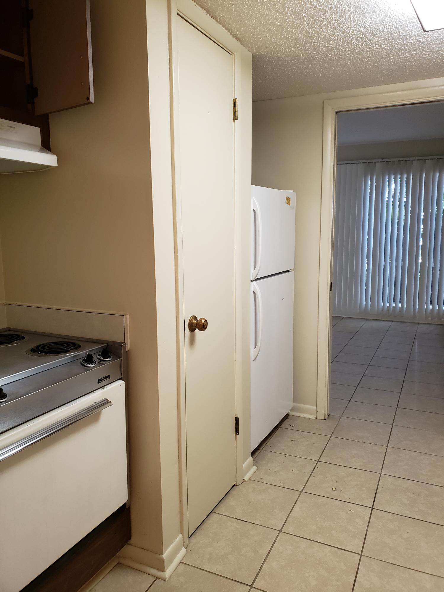 CASA DEL MAR - Residential Lease