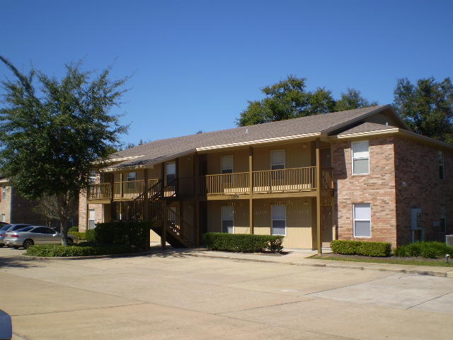 Downstairs, end unit. 2 bedroom, 2 bath apartment with a large, indoor laundry room. Storage unit out back with an open patio. Carpet throughout. Assigned parking. Unit is NOT furnished. Sorry, no pets allowed. Call our office to schedule a viewing. Available February 23rd!