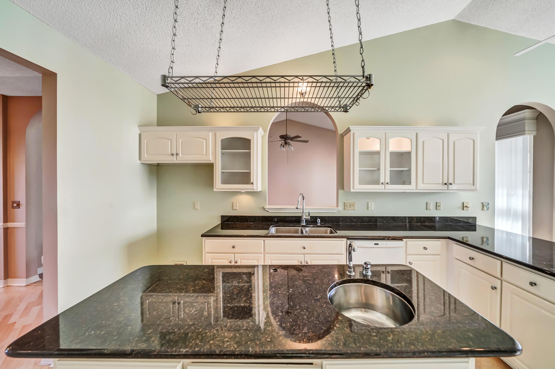 DOLPHIN ESTATES - Residential