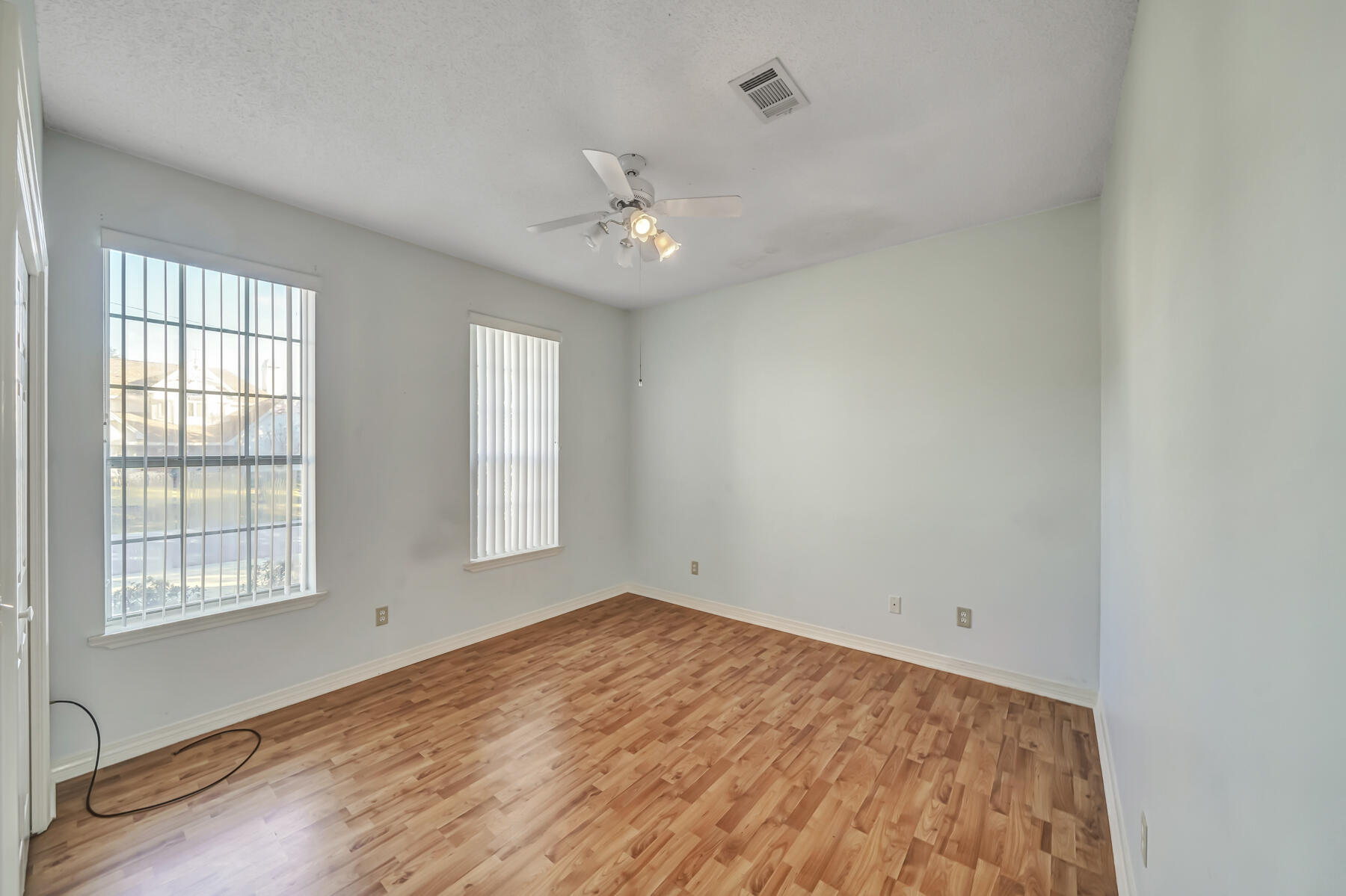 DOLPHIN ESTATES - Residential