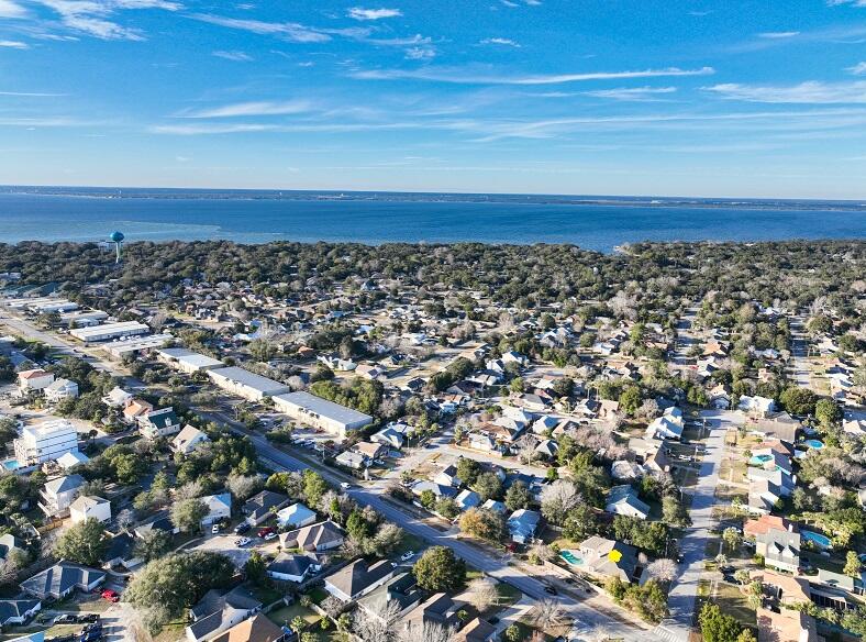 DOLPHIN ESTATES - Residential
