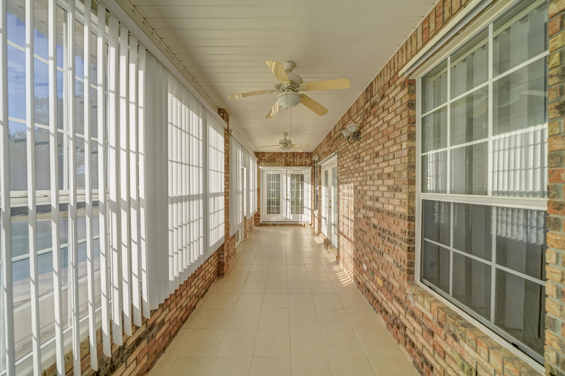 DOLPHIN ESTATES - Residential