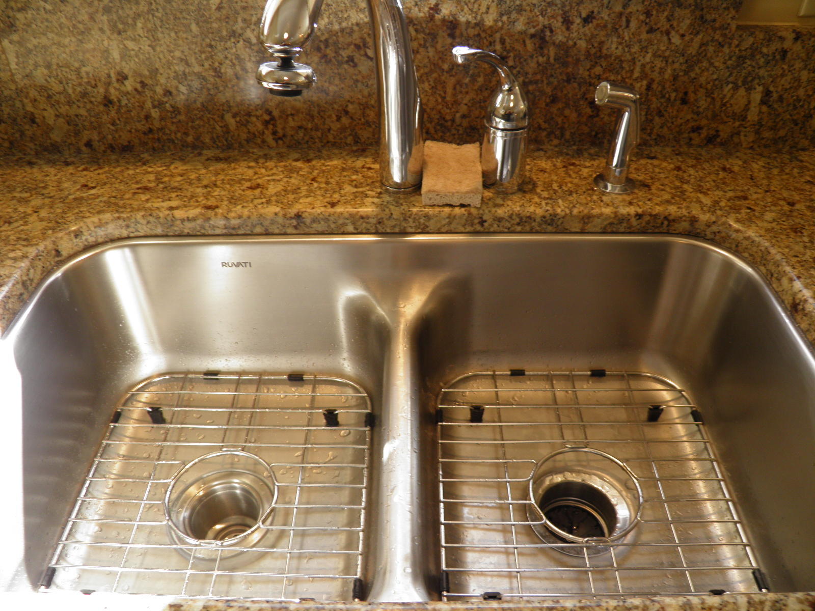 COLONY ESTATE/MIDPINES area - Residential Lease