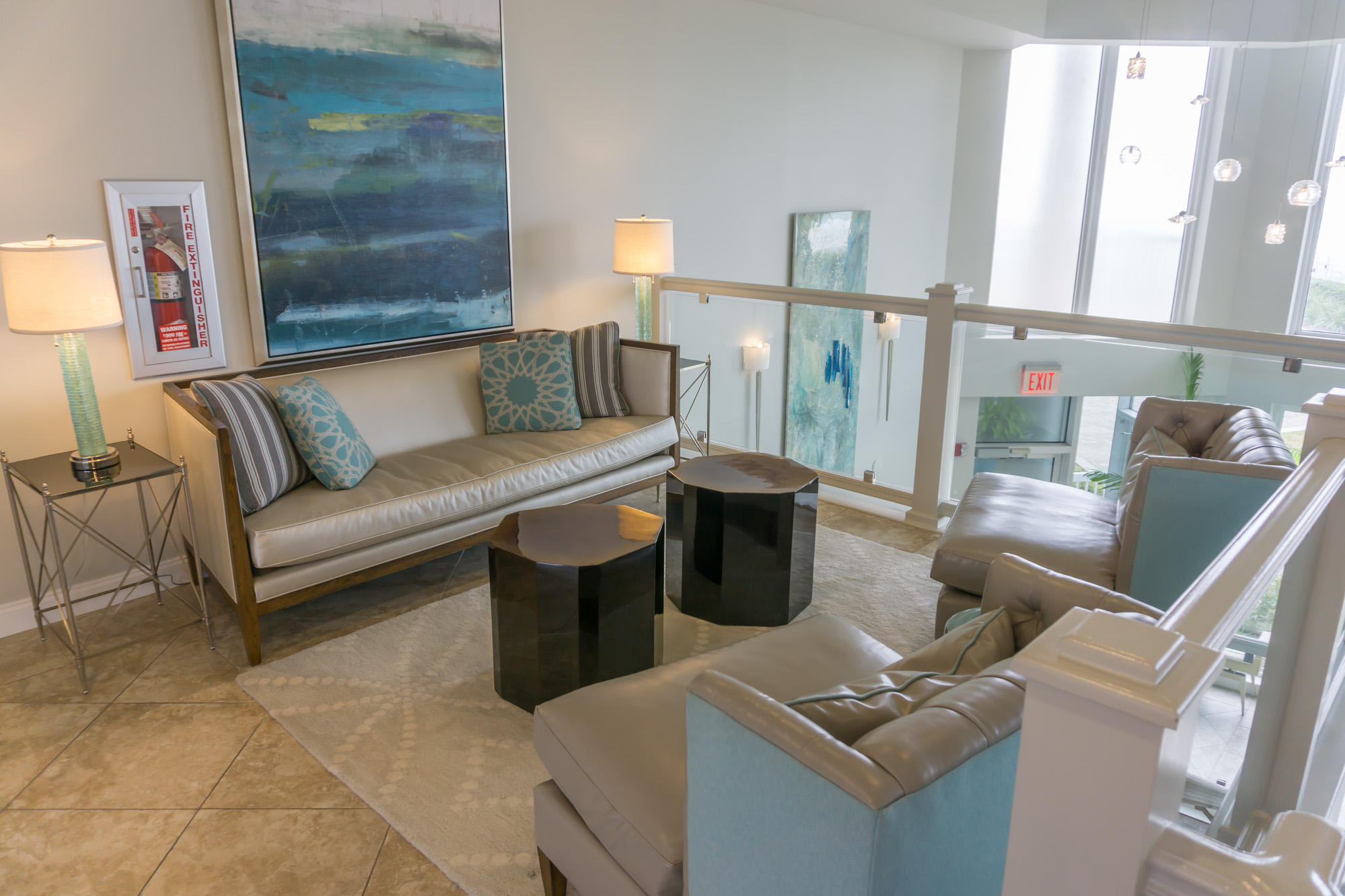 SILVER BEACH TOWERS - Residential