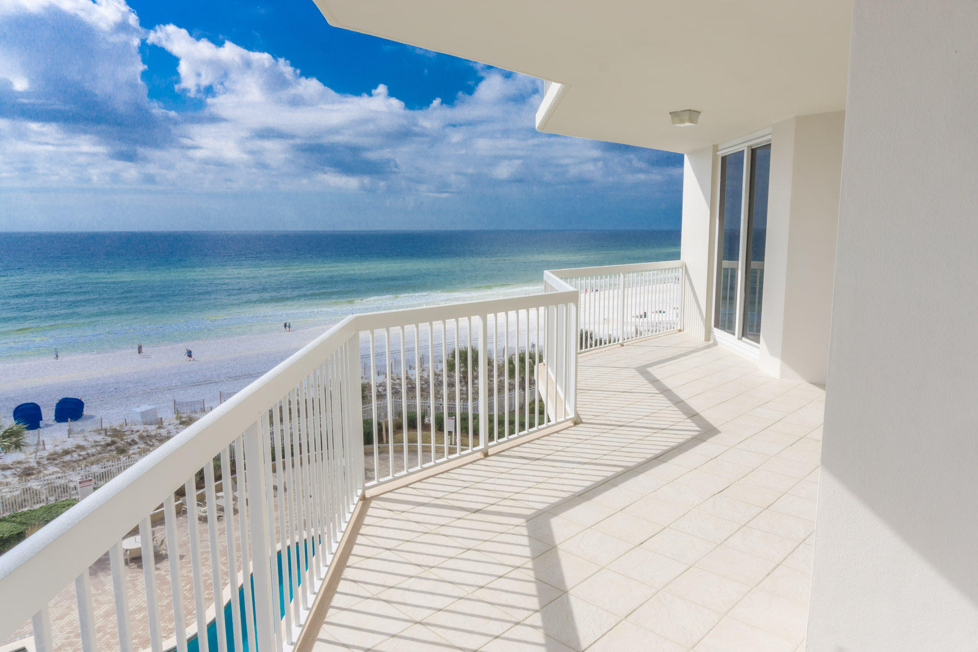 This is an incredible REO Opportunity. There are amazing views from this 3 bedroom, 3 bath end unit on the Gulf! Walk out of the Master bedroom onto the huge balcony on the Gulf, the master bedroom has treyed ceilings with crown molding. The 2nd and 3rd bedrooms face north and have their own Balconies..The unit is so bright and airy and ready for your special touch. It can be a dynamo for rentals offering on site guest services, pools, beach services and the location is convenient to restaurants, family entertainment as well as shopping and nightlife!