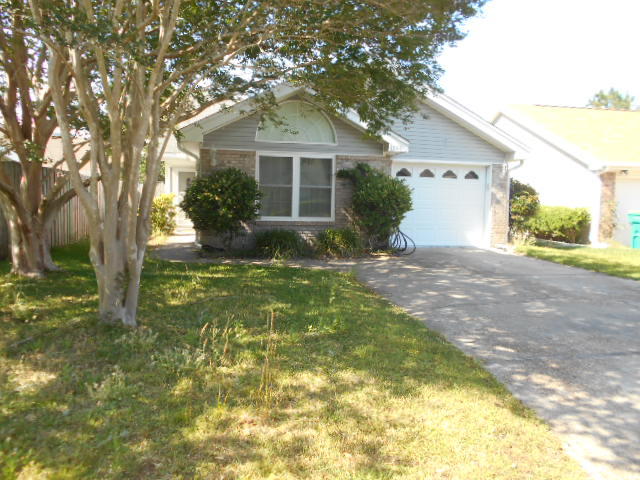 LOVELY HOME WITH SPLIT BEDROOM PLAN. LIVING ROOM WITH VAULTED CEILING & GAS FIREPLACE. CARPETED LIVING ROOM & DINING AREA. TILED KITCHEN HAS BREAKFAST BAR. ALL BEDROOMS HAVE WOOD FLOORING. FRENCH DOORS FROM DINING AREA TO PATIO & BACK YARD. ONE YEAR LEASE REQUIRED. NO SMOKING ALLOWED IN HOUSE OR GARAGE. CREDIT CHECK FEE IS $35 FOR EACH ADULT LIVING IN THE HOME.