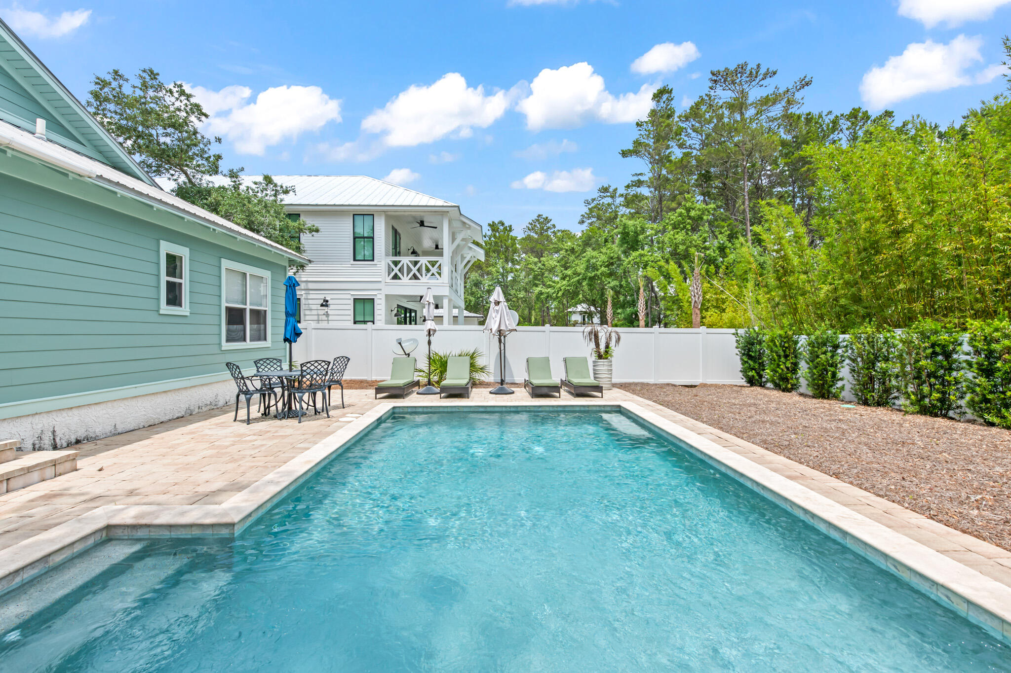 WHITES GULFVIEW ESTATES - Residential