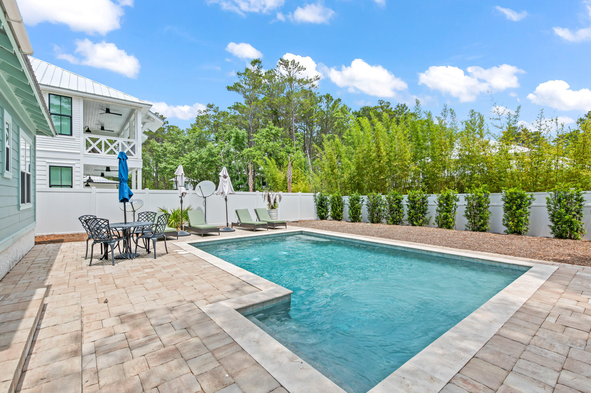 WHITES GULFVIEW ESTATES - Residential