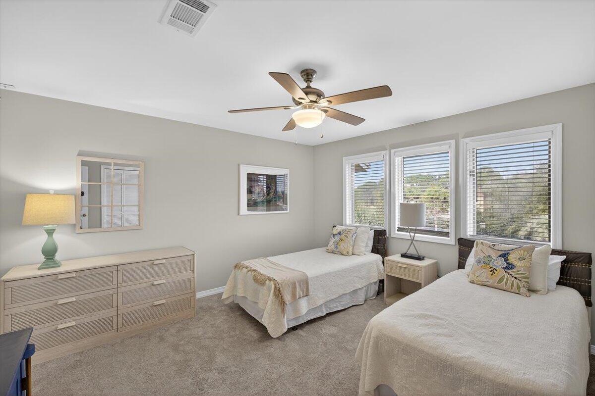 SEASCAPE CONDO PH 7C - Residential