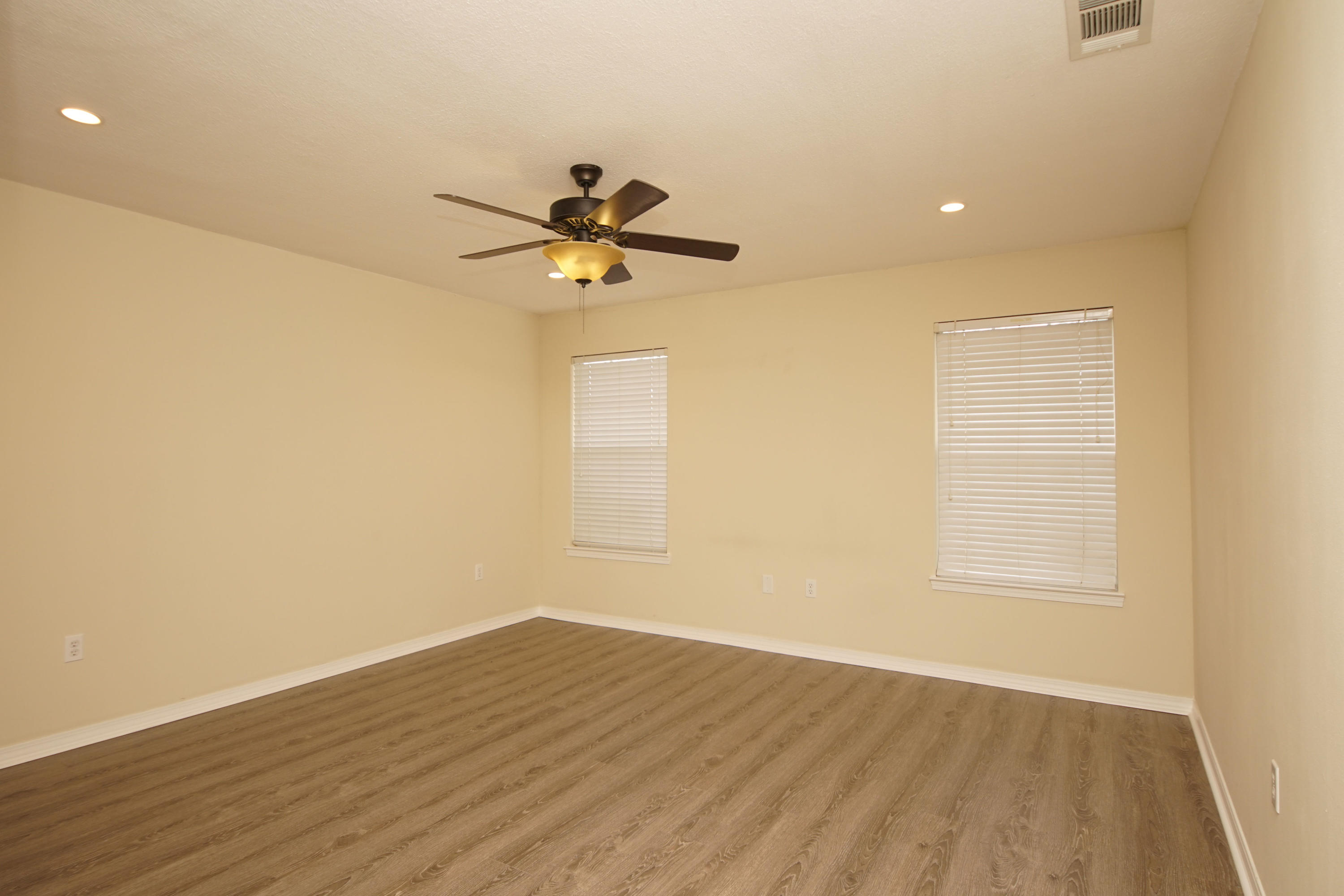 Valparaiso P/C - Residential Lease