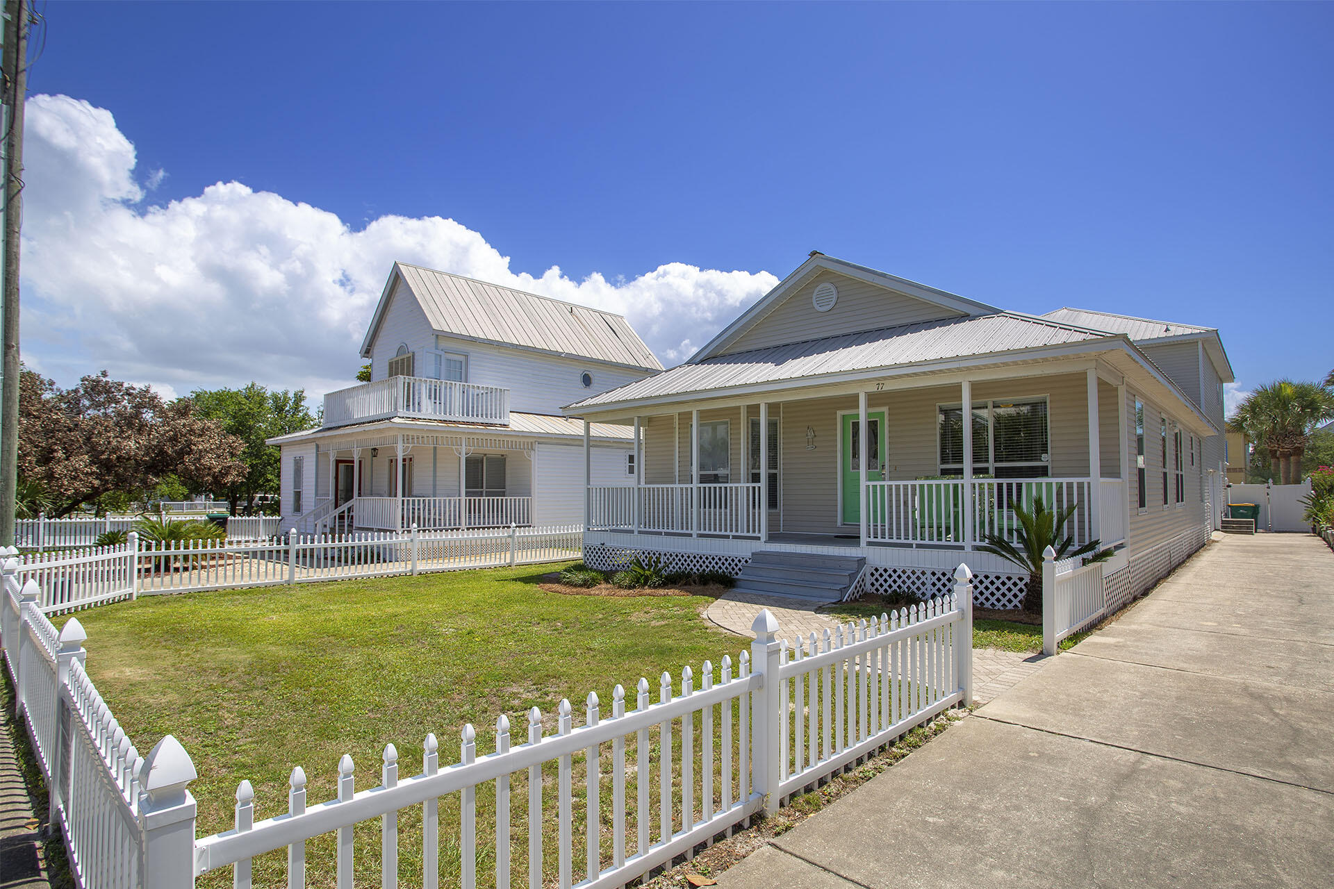 CRYSTAL BEACH - Residential