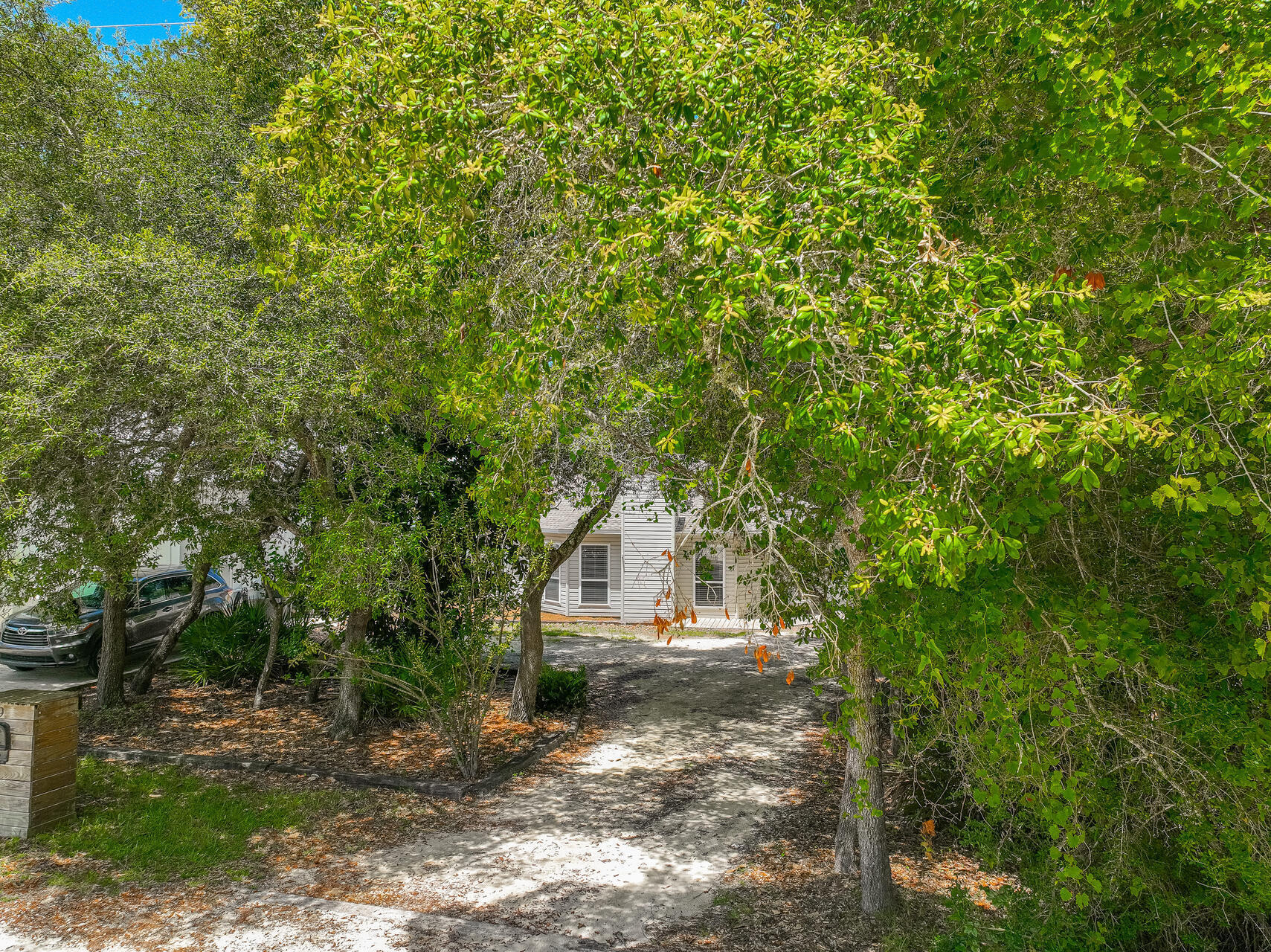 EASTERN LAKE S/D - Residential