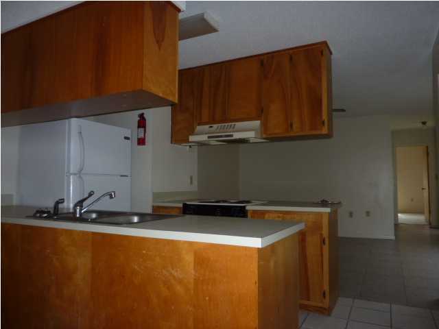 DOWNTOWNER - Residential Lease