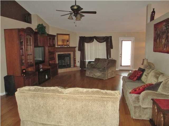CHEROKEE BEND S/D PH 2 - Residential