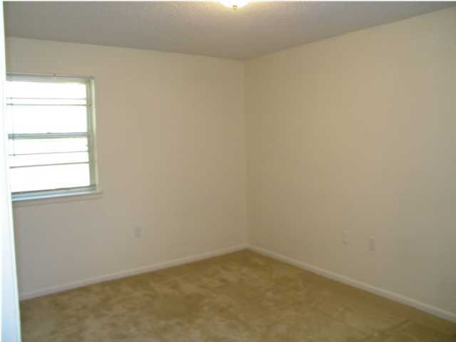 UNRECORDED SUBDIVISION - Residential Lease