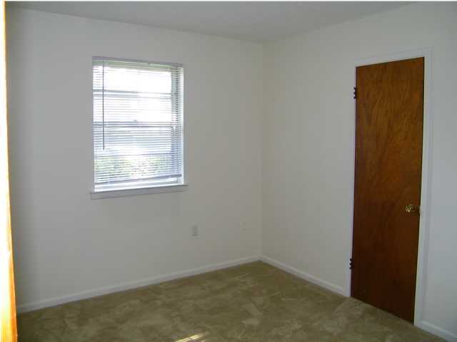 UNRECORDED SUBDIVISION - Residential Lease