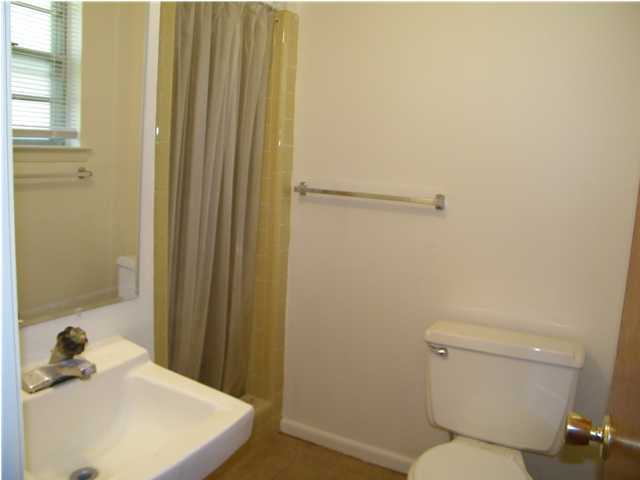 UNRECORDED SUBDIVISION - Residential Lease