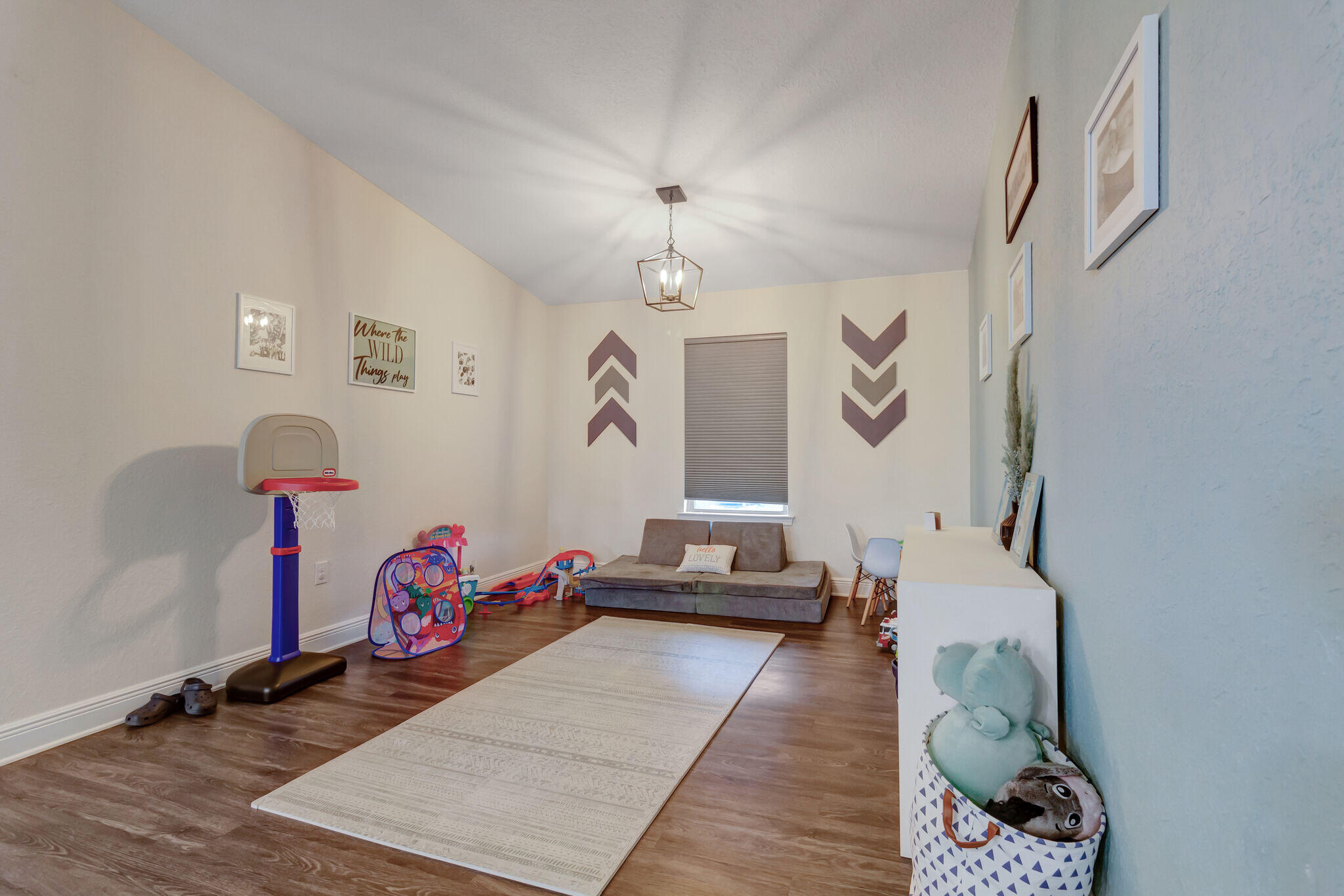 HEATHER'S PLACE - Residential Lease