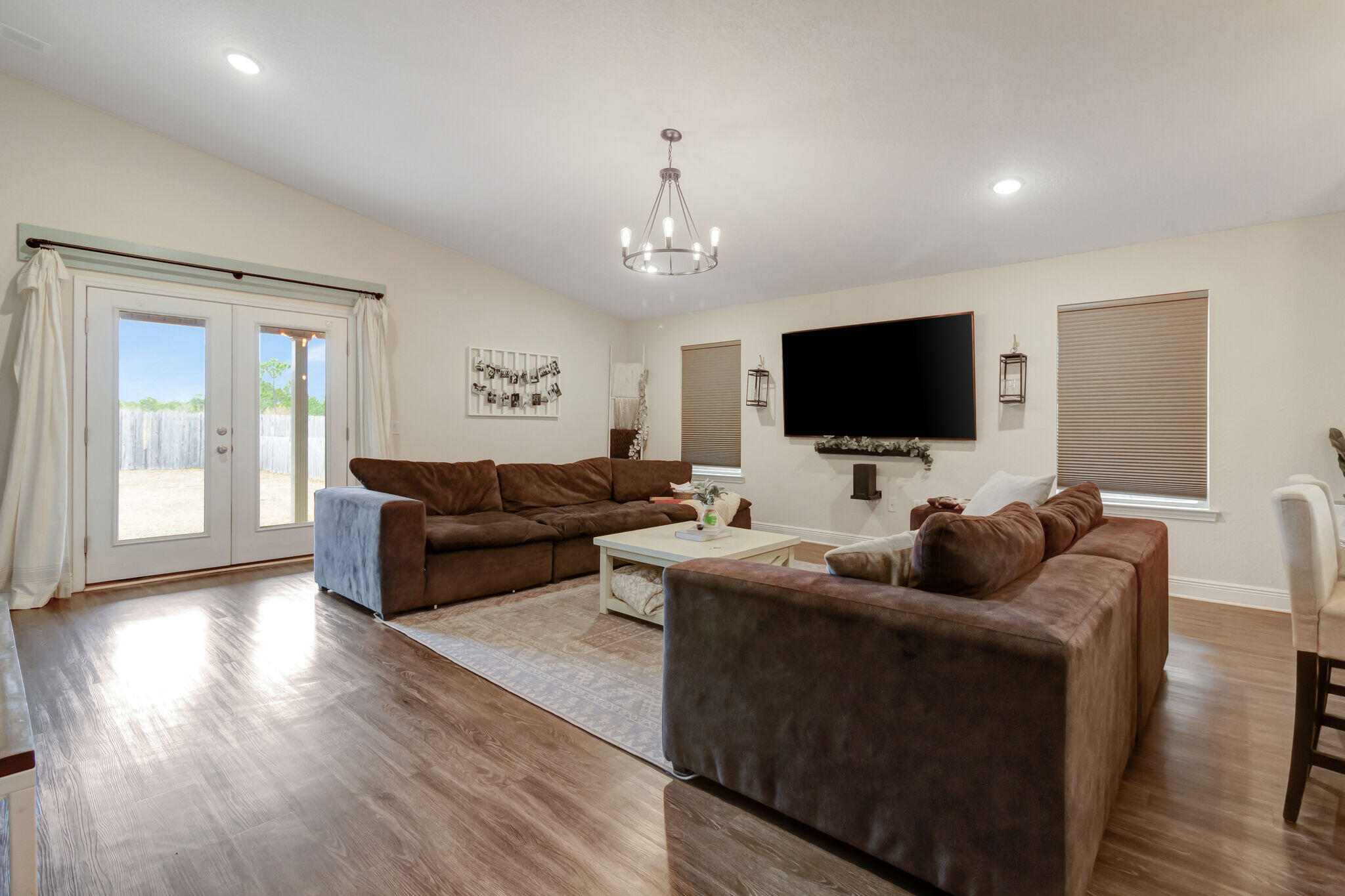 HEATHER'S PLACE - Residential Lease