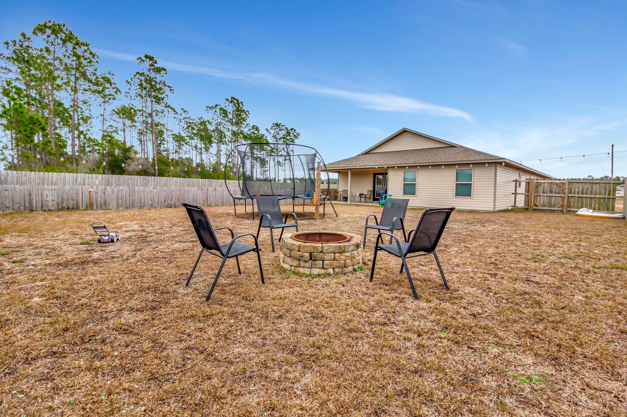 HEATHER'S PLACE - Residential Lease